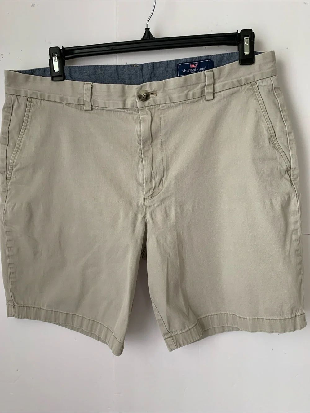 Vineyard Vines Men Chino Stretch Light Gray Shorts Size 36